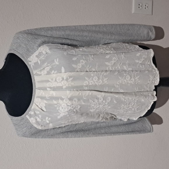 ANTHROPOLOGIE "Sunday in Brooklyn" sweatshirt blouse, size small - Picture 1 of 6